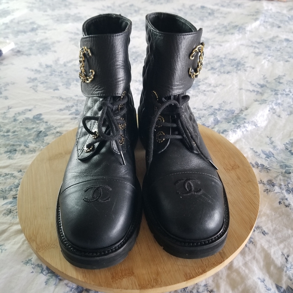 Chanel | Quilted Combat CC Logo Boots - Picture 4 of 11